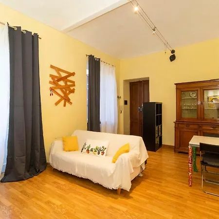 Apartment Porta Nuova & San Salvario Roomy Flat *